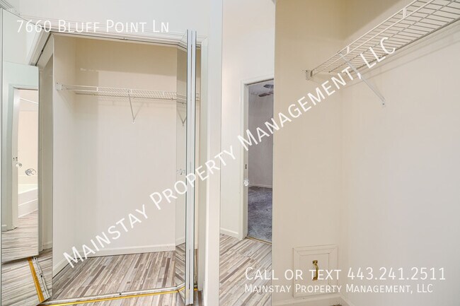 Building Photo - 7660 Bluff Point Ln