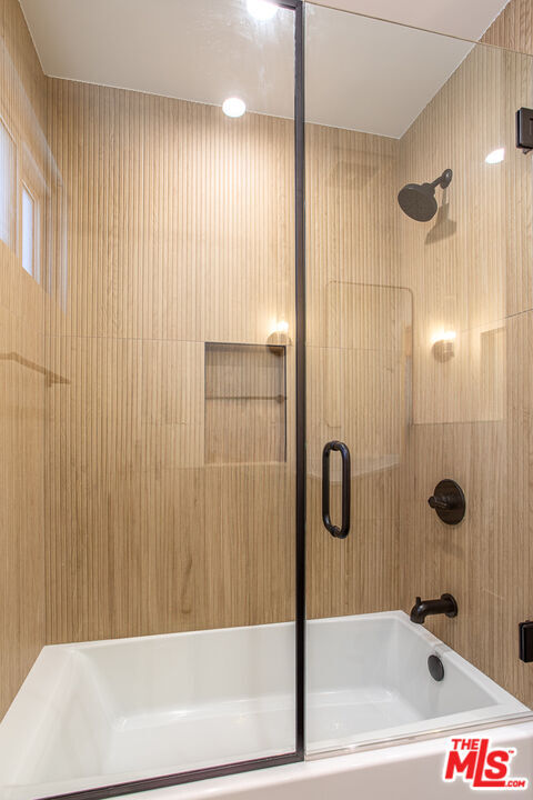 Building Photo - 914 Lincoln Blvd