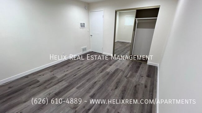 Building Photo - 1138 E Elk Ave