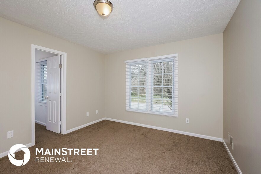 Building Photo - 8410 Hurstbourne Woods Pl