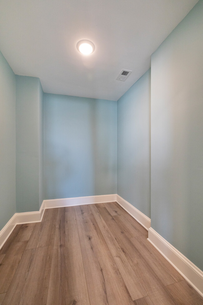 Building Photo - 4950 Gulf Blvd