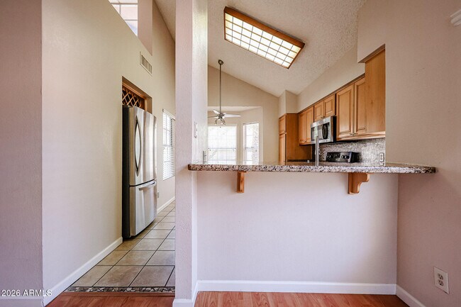 Building Photo - 3305 E Wildwood Dr