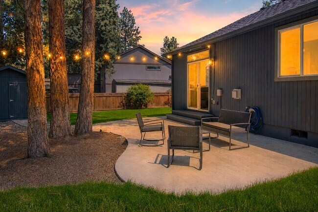 Building Photo - 61039 Honkers Ln