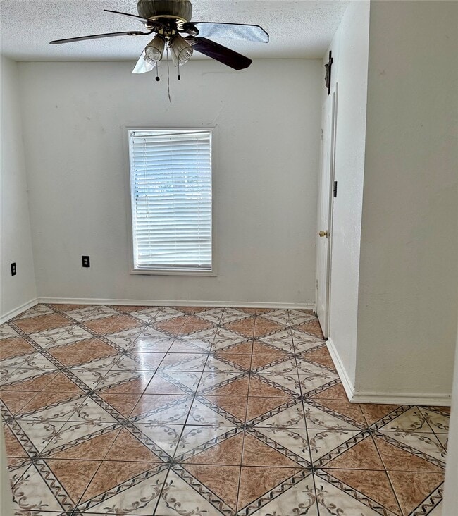 Building Photo - 602 Massey Tompkins Rd