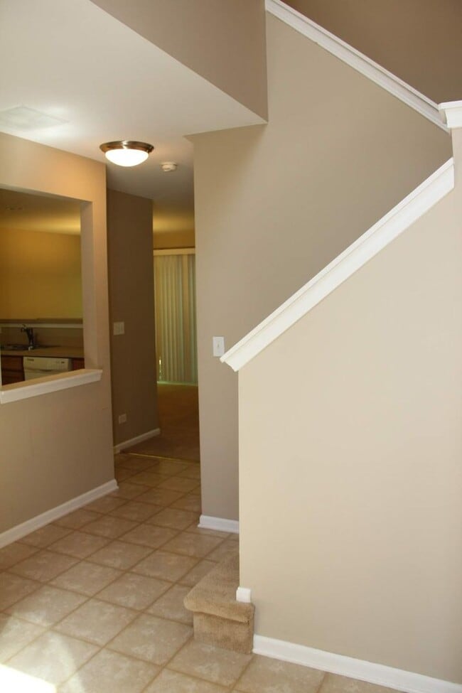 Building Photo - 32427 N Mackinac Ln