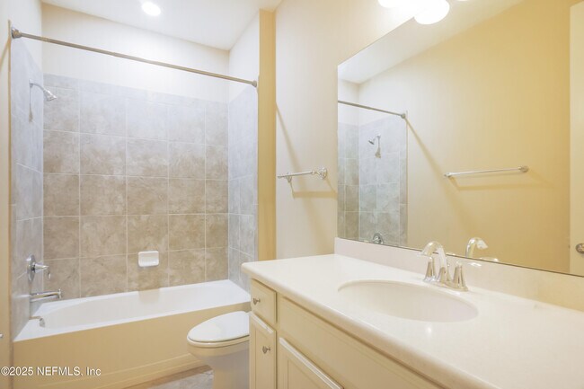 Building Photo - 25 San Telmo Ct