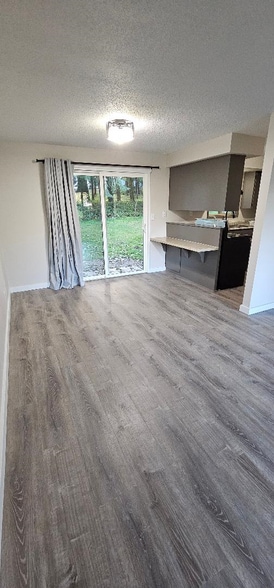 Building Photo - 34230 Pittsburg Rd