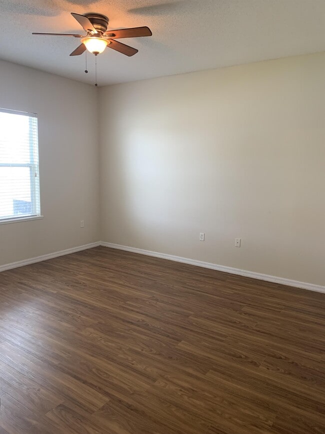 Building Photo - 5171 Gulf Sturgeon Ln