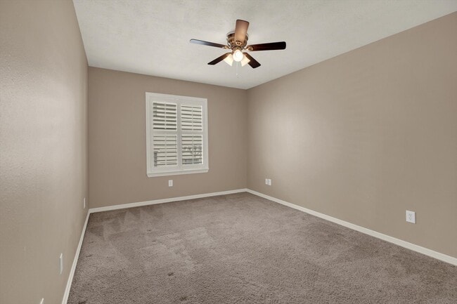 Building Photo - 1524 Birdsall St