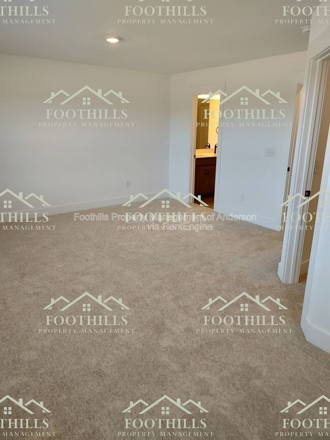 Building Photo - 267 Silo Rdg Dr