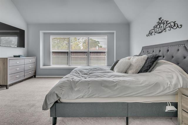 Building Photo - 6548 Fairview Dr