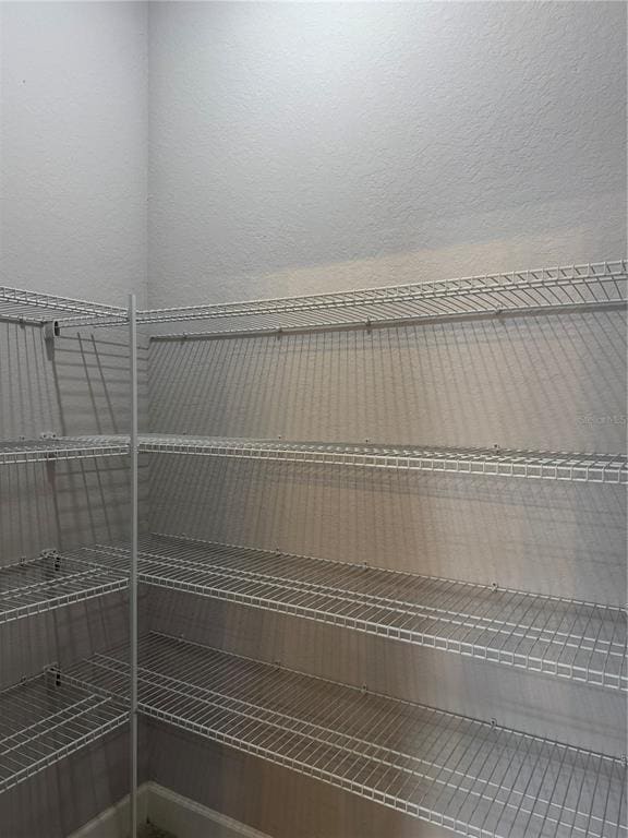 Building Photo - 1365 Evergreen Park Cir