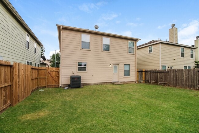 Building Photo - 439 Remington Park Ct