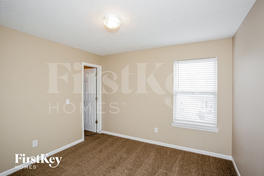 Building Photo - 11749 Gatwick View Dr