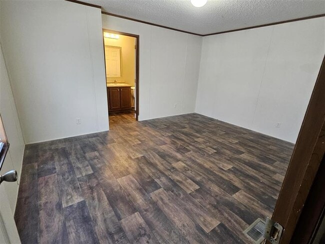 Building Photo - 308 Bay Port Cir