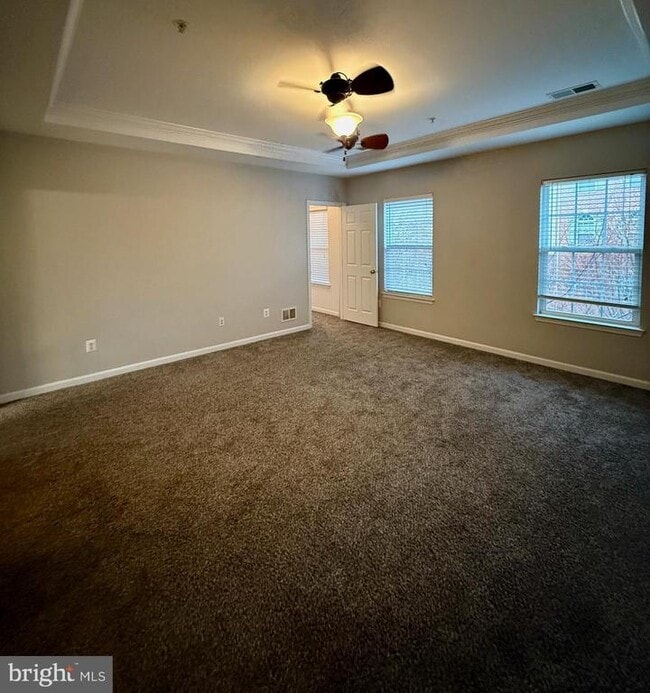 Building Photo - 2593 Eastbourne Dr