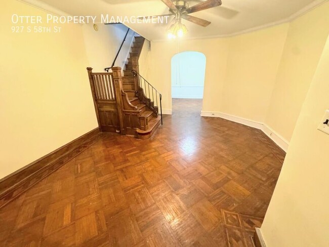 Building Photo - 3BR/1BA West Philly Home with Spacious Pat...