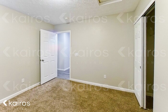 Building Photo - 7101 Reynolds Crossing Dr