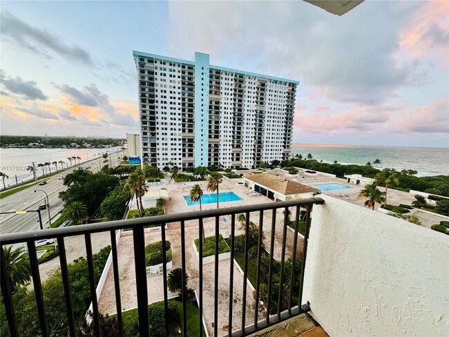 Building Photo - 1201 S Ocean Dr