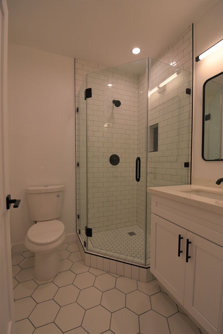 Building Photo - 10855 Morrison St