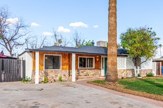 Building Photo - 4333 N 15th Dr