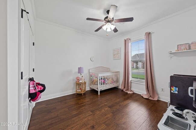 Building Photo - Beautiful 3 bed, 2 bath home available in ...