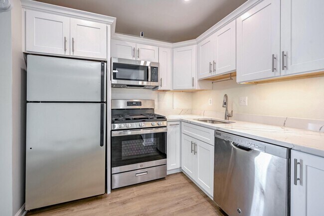 Primary Photo - 4515 Willard Ave