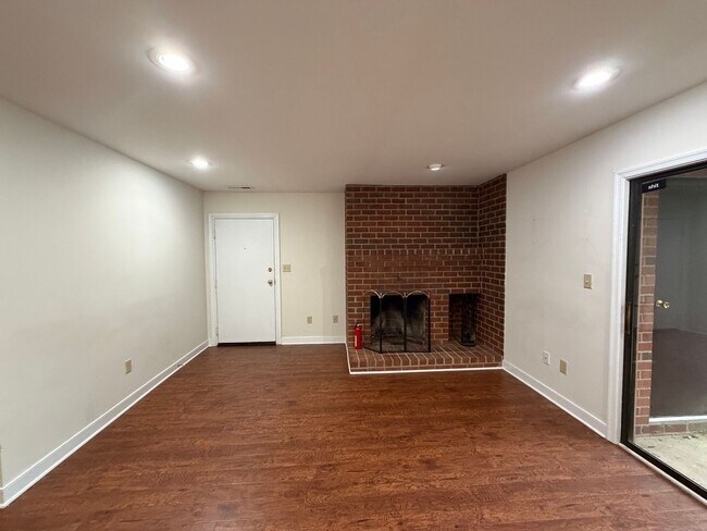 Building Photo - 137 Green Turtle Ln