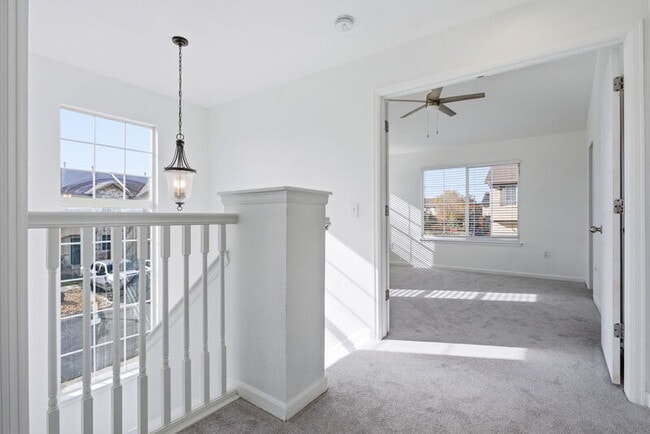 Building Photo - 12787 Jasmine Ct