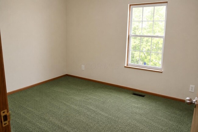 Building Photo - 175 Macenroe Dr