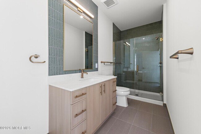 Building Photo - 505 NJ-35