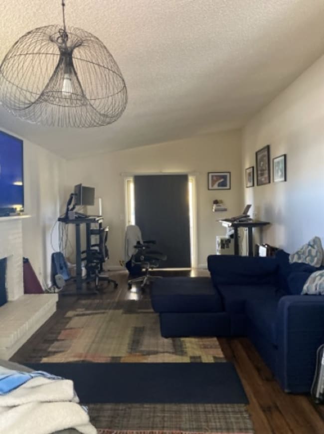 Building Photo - Cute townhome in Tech Center! Available 8/1/26