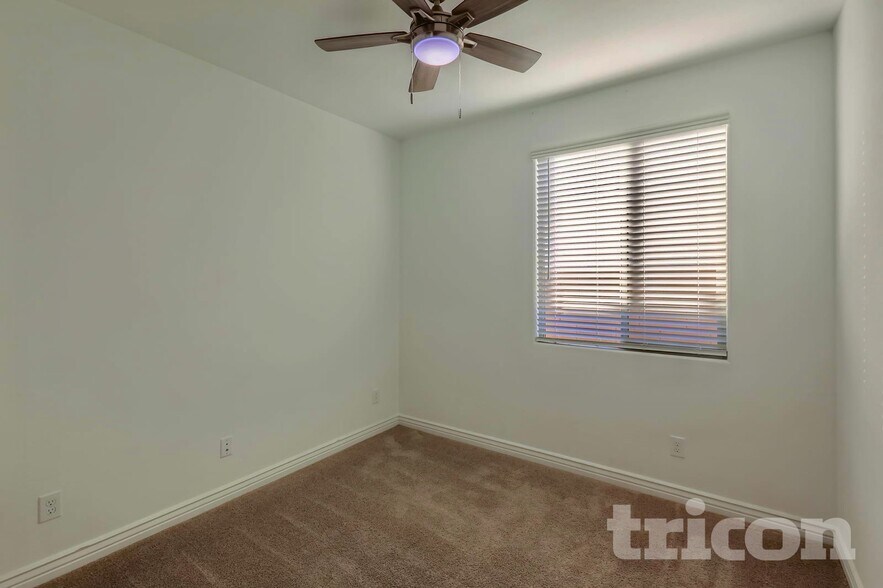 Building Photo - 24896 N 144th Ln