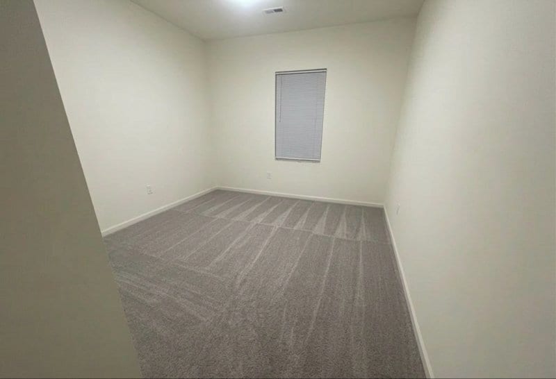 Building Photo - 123 Rift Vly Dr
