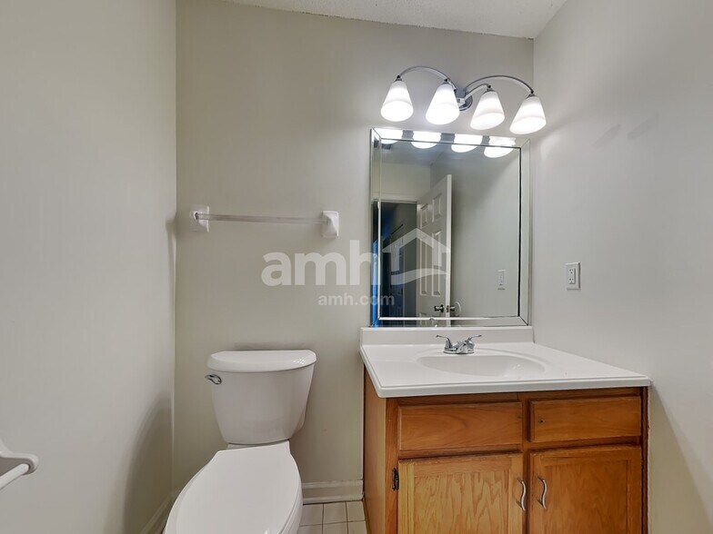 Building Photo - 5718 Eagleston Dr