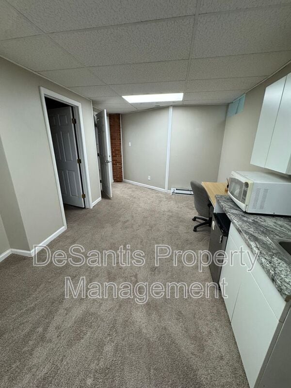 Building Photo - 6332 Phillips Ave