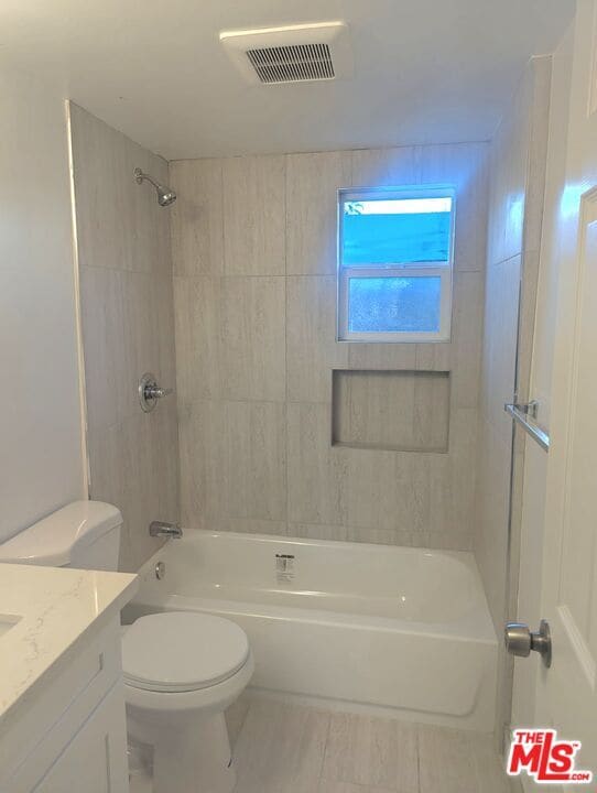 Building Photo - 3837 Sedgwick Ave