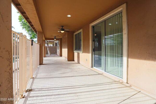 Building Photo - 17663 W Tasha Dr