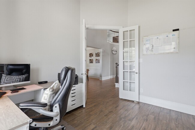 Building Photo - 2410 Ginger Mist Ct