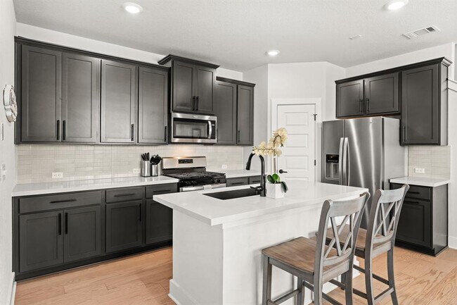 Building Photo - 8512 McKamy Dr