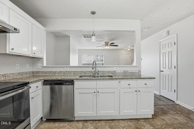 Building Photo - Earn Wealth While Leasing - Like a Homeowner - Lease to Own