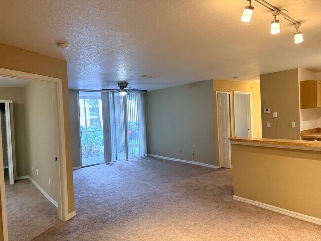 Building Photo - 7606 Pissarro Dr