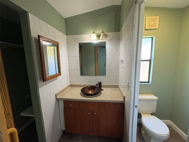 Building Photo - 17807 Dean Ct