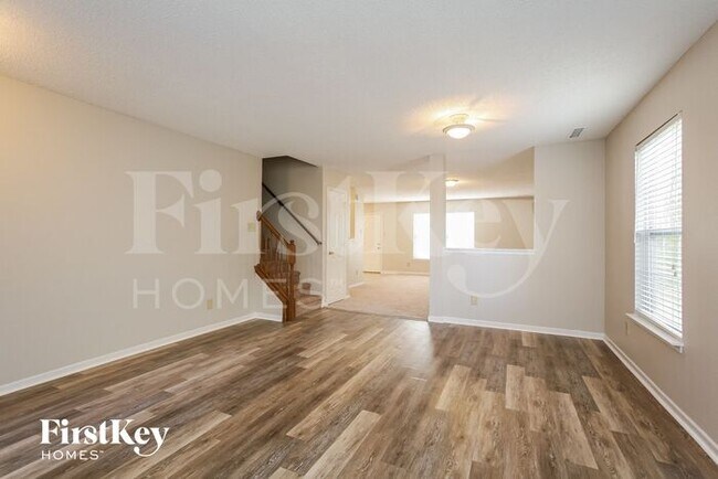 Building Photo - 9021 Southernwood Way