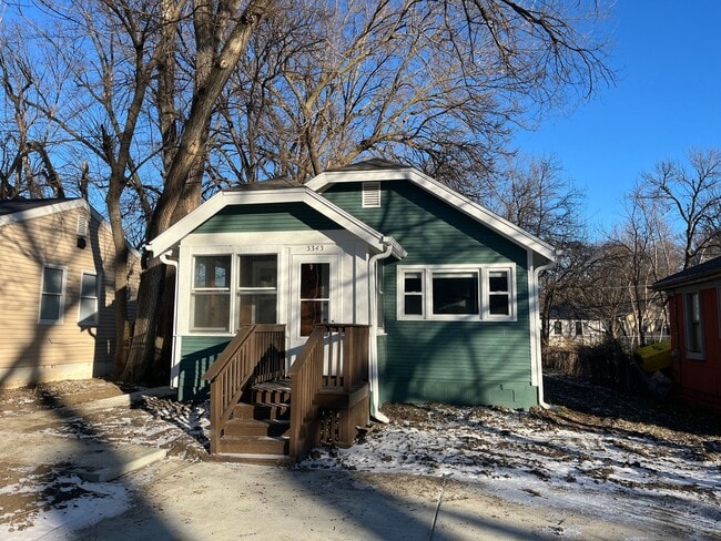 Building Photo - Fully Remodeled House!