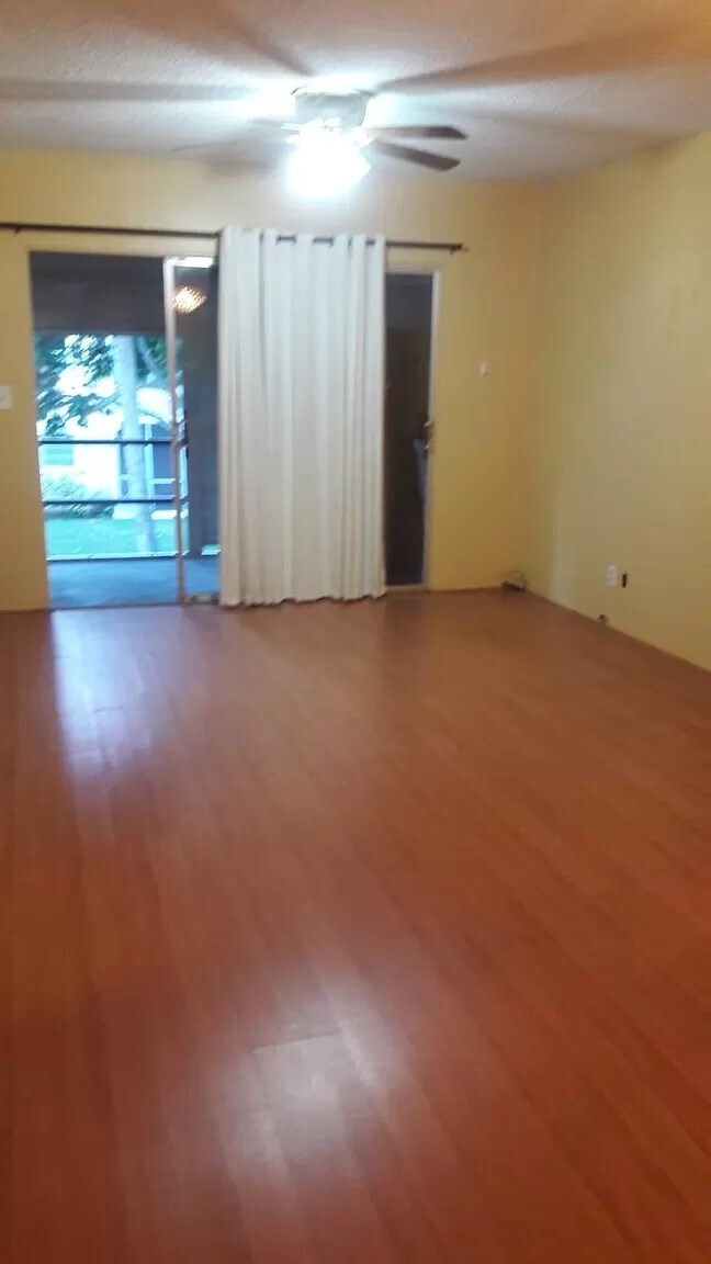 Primary Photo - 5800 Margate Blvd