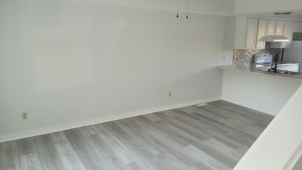 living room - 43 Blue Water Dr