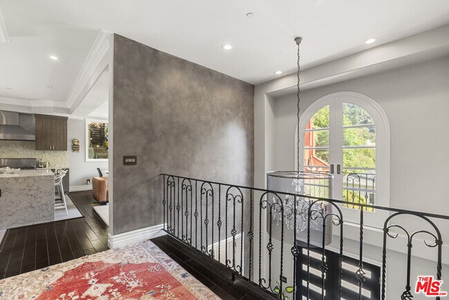 Building Photo - 2422 Cazaux Pl