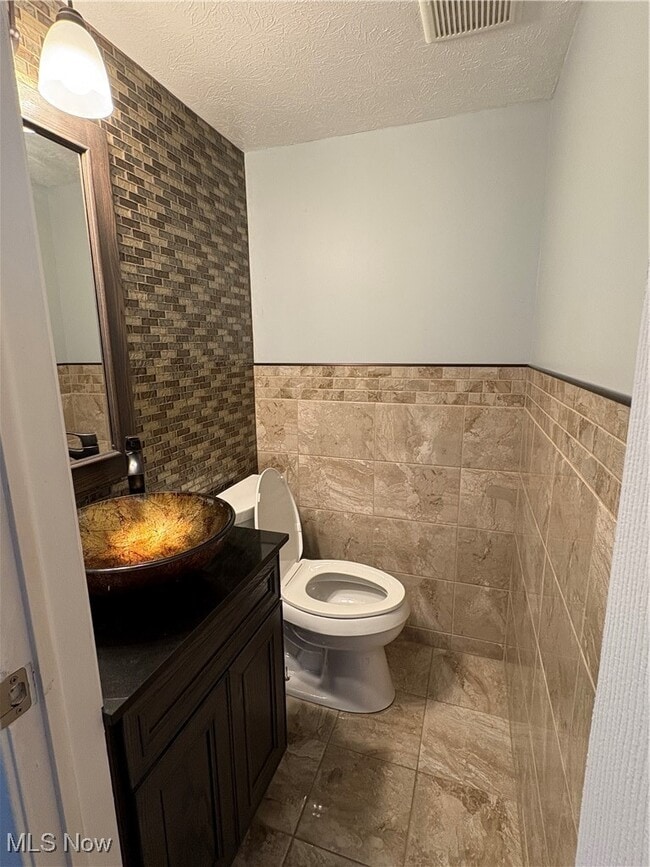 Building Photo - 4171 Linden Cir