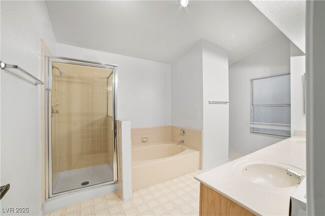 Building Photo - 362 Dooley Dr